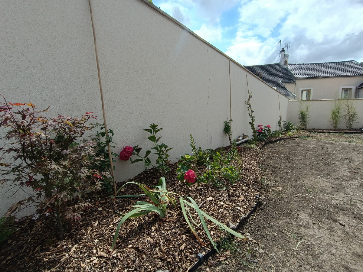 paillage-ecologique-a-base-de-cheveux-recycles-une-avance-durable-utilisation-pro-avec-paillage-decoratif