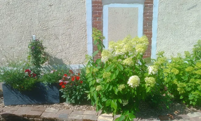 Vert et Beau accompagne les communes de l'Eure vers un fleurissement durable, Rambouillet, Vert et Beau