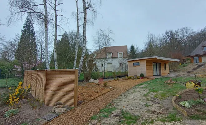 Le chalet apaisant à St-Rémy-l'Honoré - Conception et réalisation- après vue sur le chalet